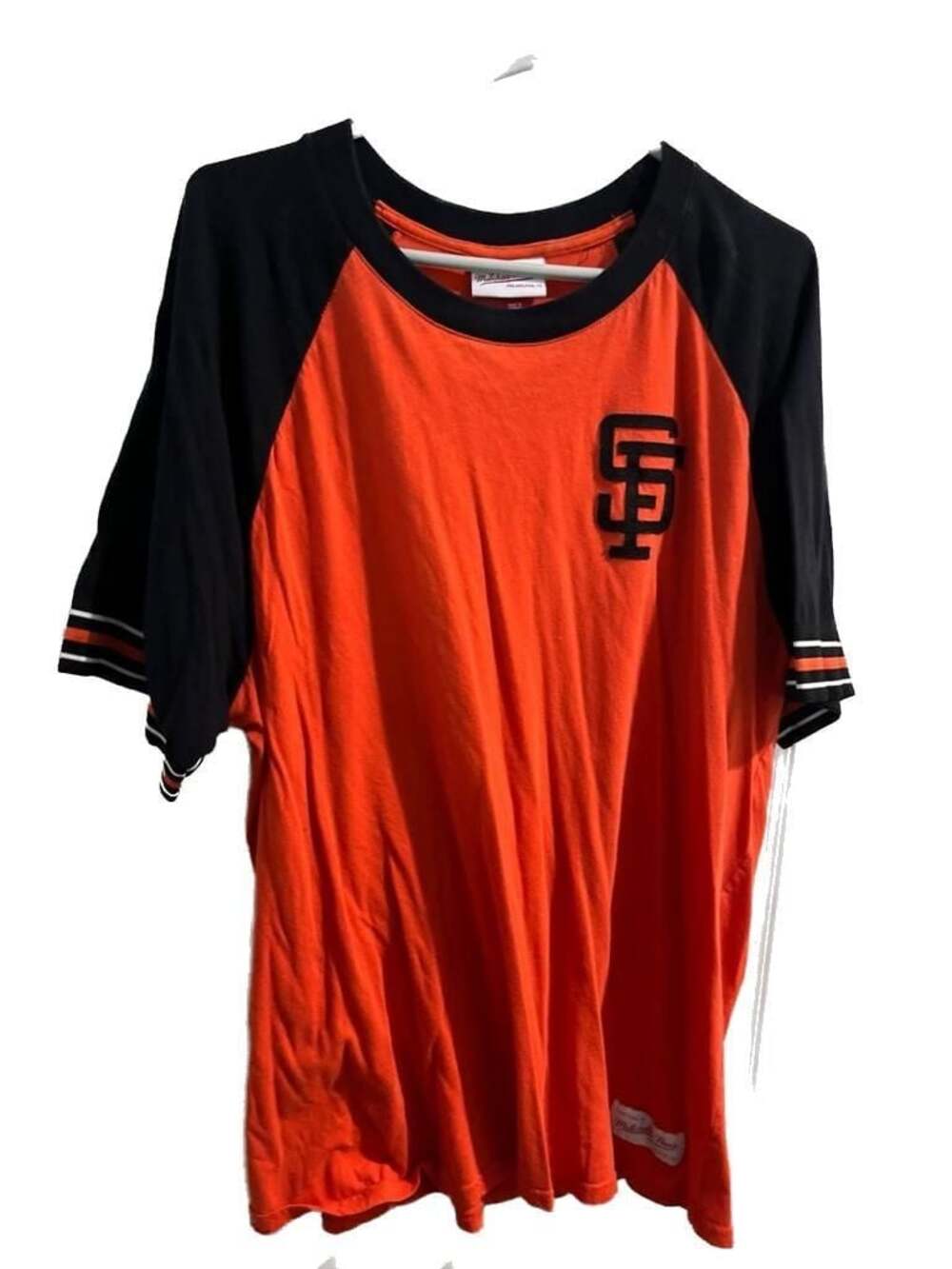 Mitchell & Ness San Francisco Giants Cooperstown Collection Baseball Raglan T-Sh